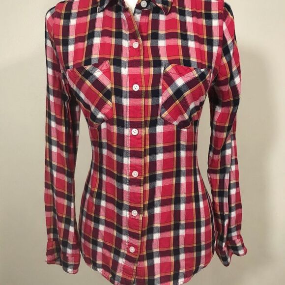 So Cowboy Plaid Front Button Women’s Top. - Picture 4 of 10
